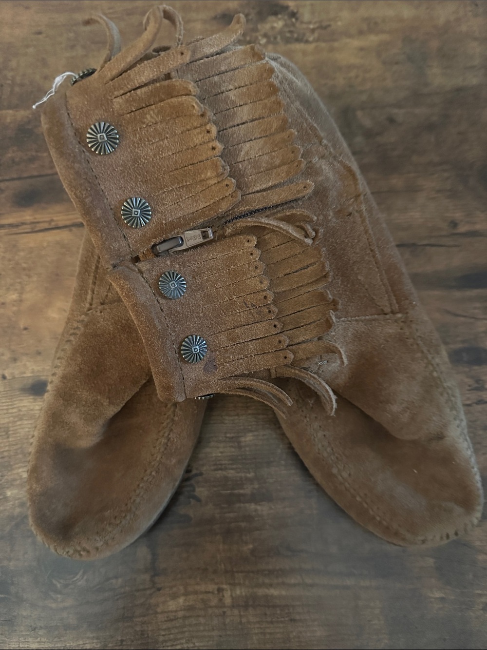 Minnetonka Brown Suede Fringe Ankle Boots size 9